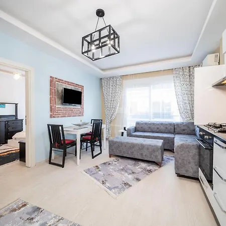 Апартаменты Endly Flat Close To Beach In Konyaslijk